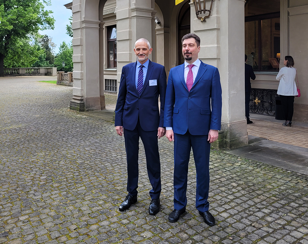 Na sliki: Predsednik VSRS Damijan Florjančič in predsednik Vrhovnega sodišča Ukrajine Vsevolod Kniaziev.