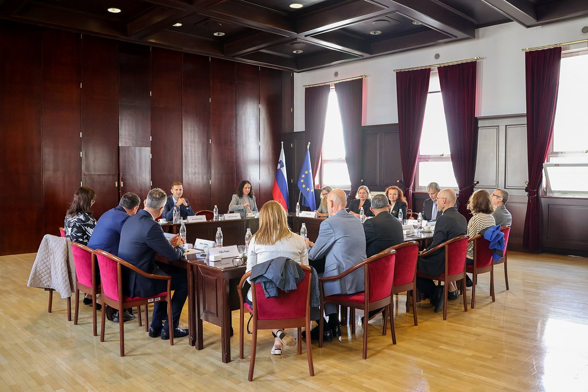 Vrhovno sodišče obiskala delegacija Visokega sodnega sveta iz Albanije